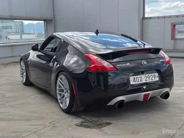 Nissan 370Z * КОЖА* ПОДГРЕВ* NAVI* CAMERA* - автомобили, коли, обяви за нови и употребявани 3