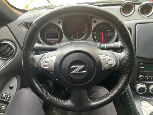 Nissan 370Z * KEYLESS* РЪЧКА* V6* - автомобили, коли, обяви за нови и употребявани 9