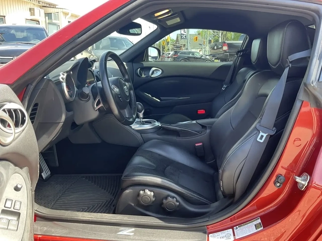 Nissan 370Z - автомобили, коли, обяви за нови и употребявани 11