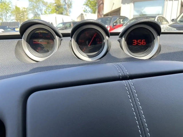 Nissan 370Z - автомобили, коли, обяви за нови и употребявани 15