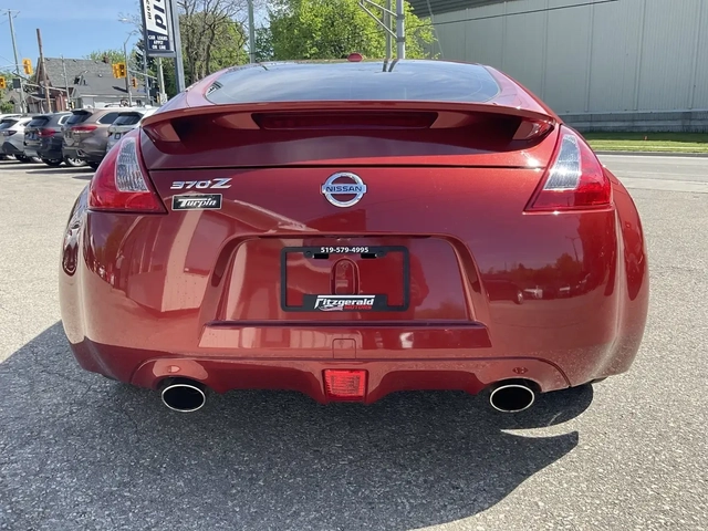 Nissan 370Z - автомобили, коли, обяви за нови и употребявани 5