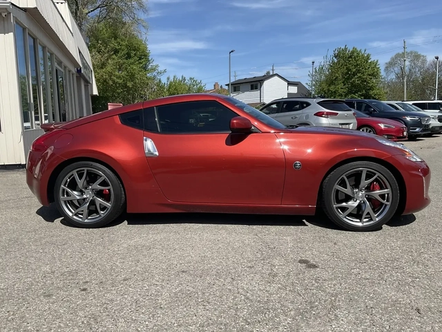 Nissan 370Z - автомобили, коли, обяви за нови и употребявани 7