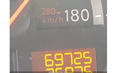 Nissan 370Z - автомобили, коли, обяви за нови и употребявани 15