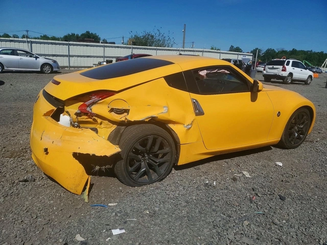 Nissan 370Z - автомобили, коли, обяви за нови и употребявани 2