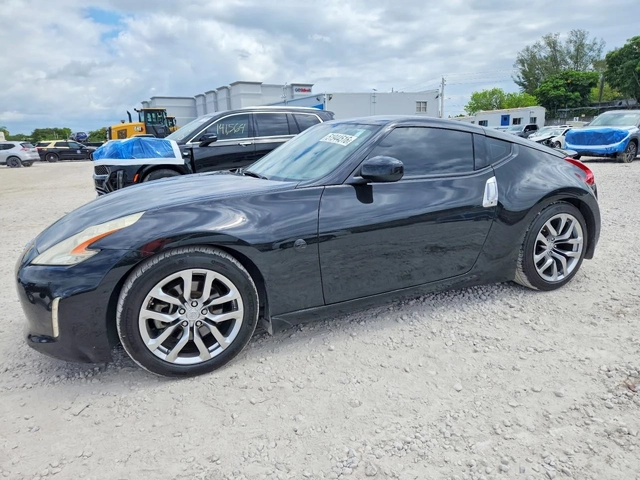 Nissan 370Z Touring* 3.7* - автомобили, коли, обяви за нови и употребявани 1