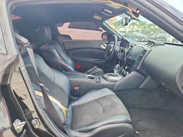 Nissan 370Z Touring* 3.7* - автомобили, коли, обяви за нови и употребявани 7