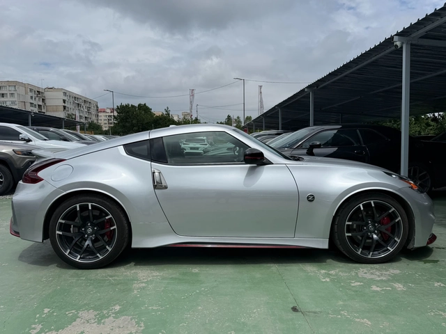 Nissan 370Z NISMO TECH TURBO - автомобили, коли, обяви за нови и употребявани 3