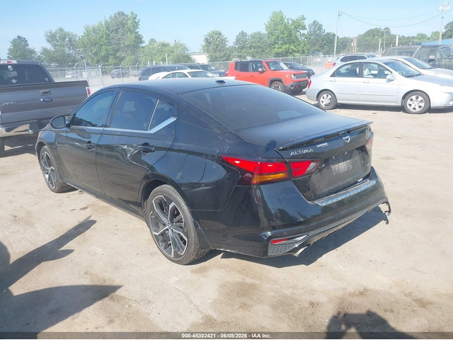 Nissan Altima 2.5L I-4 DI, DOHC, VVT, 182HP All Wheel Drive - автомобили, коли, обяви за нови и употребявани 2