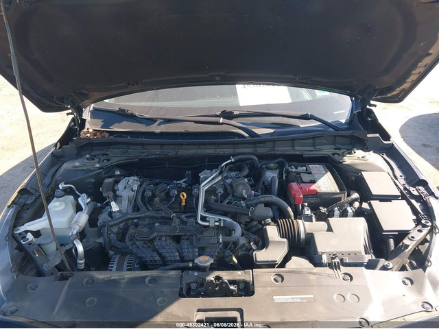 Nissan Altima 2.5L I-4 DI, DOHC, VVT, 182HP All Wheel Drive - автомобили, коли, обяви за нови и употребявани 9