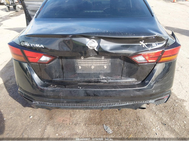 Nissan Altima 2.5L I-4 DI, DOHC, VVT, 182HP Front Wheel Drive - автомобили, коли, обяви за нови и употребявани 5