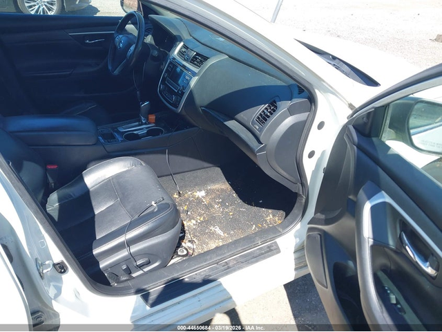 Nissan Altima 2.5L I-4 DOHC, VVT, 179HP Front Wheel Drive - автомобили, коли, обяви за нови и употребявани 4