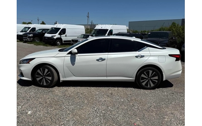 nissan-altima - 1