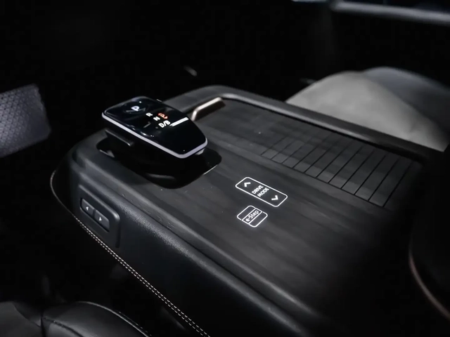 Nissan Ariya ENGAGE * - автомобили, коли, обяви за нови и употребявани 8