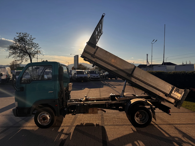 Nissan Capstar 3.0TDI 3.5т. 3.22м. - автомобили, коли, обяви за нови и употребявани 3