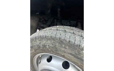 Nissan Capstar - автомобили, коли, обяви за нови и употребявани 10