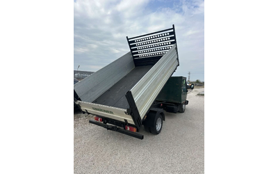 Nissan Capstar - автомобили, коли, обяви за нови и употребявани 6