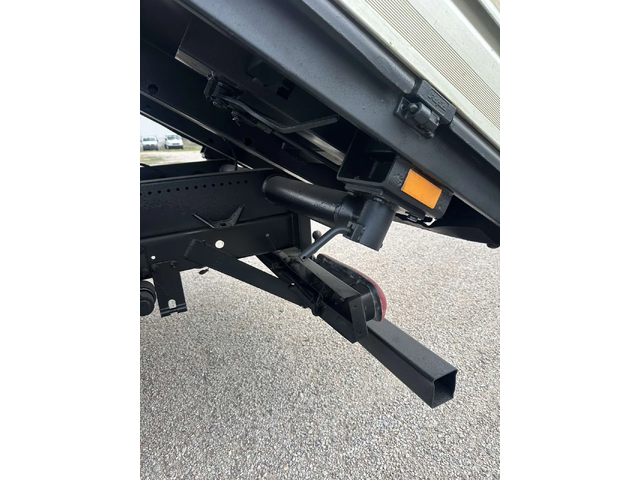 Nissan Capstar - автомобили, коли, обяви за нови и употребявани 8