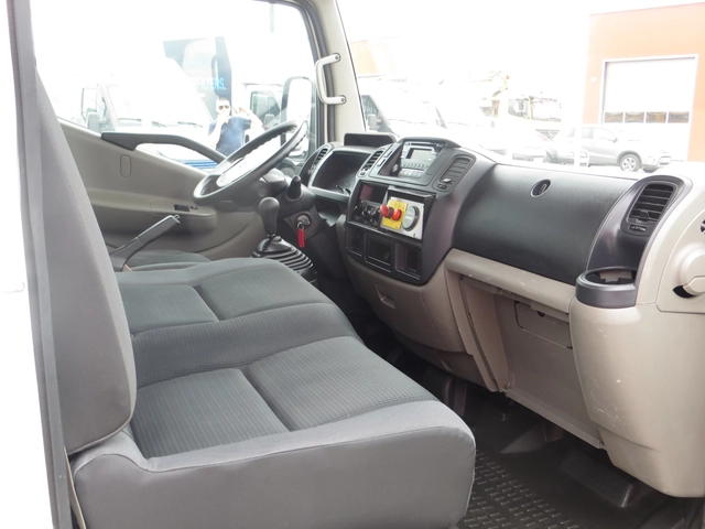 Nissan Capstar АВТОВИШКА 20m - автомобили, коли, обяви за нови и употребявани 14