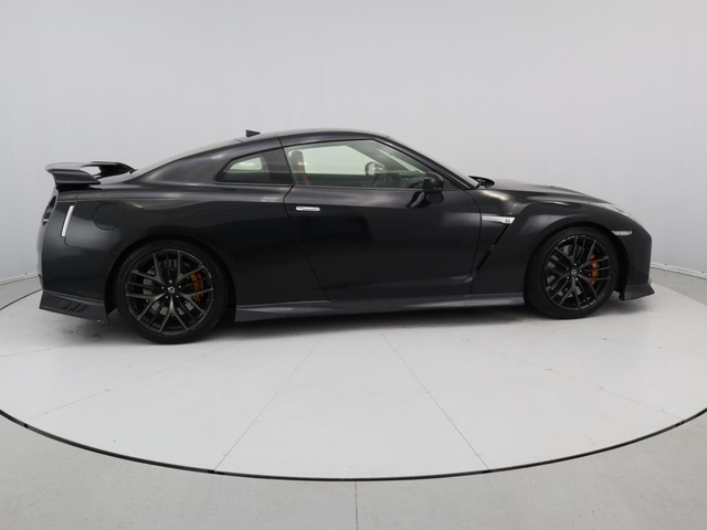 Nissan GT-R - автомобили, коли, обяви за нови и употребявани 12