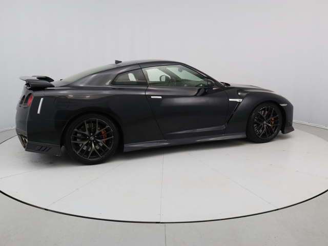 Nissan GT-R - автомобили, коли, обяви за нови и употребявани 13