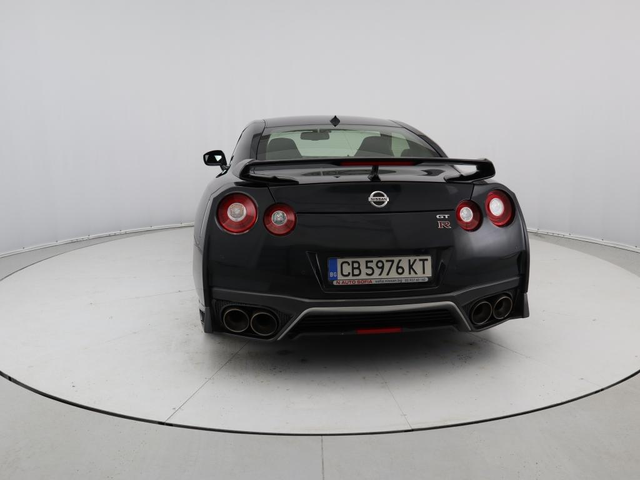 Nissan GT-R - автомобили, коли, обяви за нови и употребявани 21