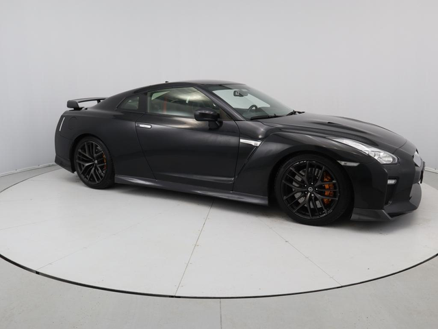 Nissan GT-R - автомобили, коли, обяви за нови и употребявани 8