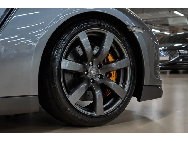 Nissan Gt-r 18.799KM* КРАЙНА ЦЕНА - автомобили, коли, обяви за нови и употребявани 5