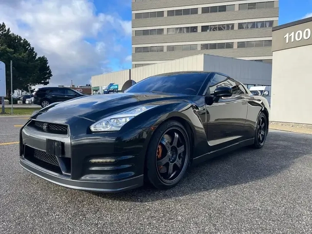 Nissan Gt-r Black Edition - автомобили, коли, обяви за нови и употребявани 15
