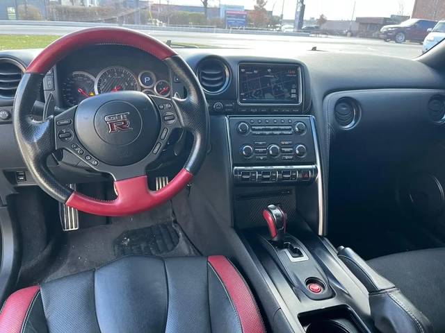 Nissan Gt-r Black Edition - автомобили, коли, обяви за нови и употребявани 1