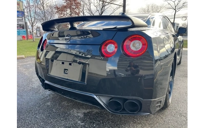 Nissan Gt-r Black Edition - автомобили, коли, обяви за нови и употребявани 8