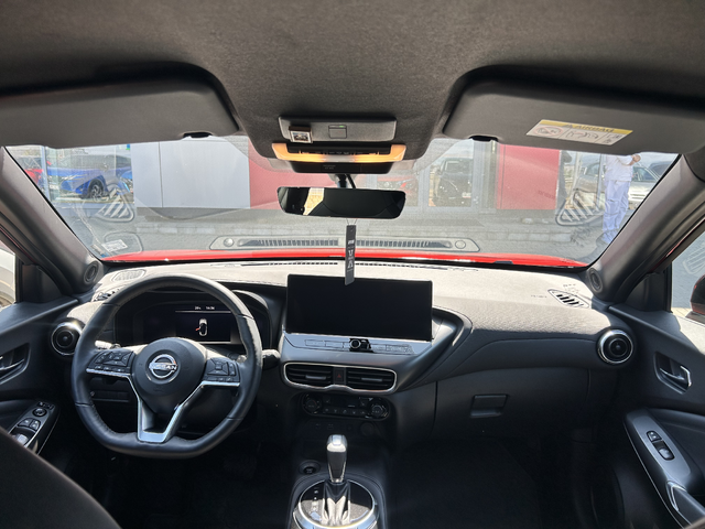Nissan Juke 1.0 DIG-T N-Connecta 4x2 A/T #44 - автомобили, коли, обяви за нови и употребявани 7