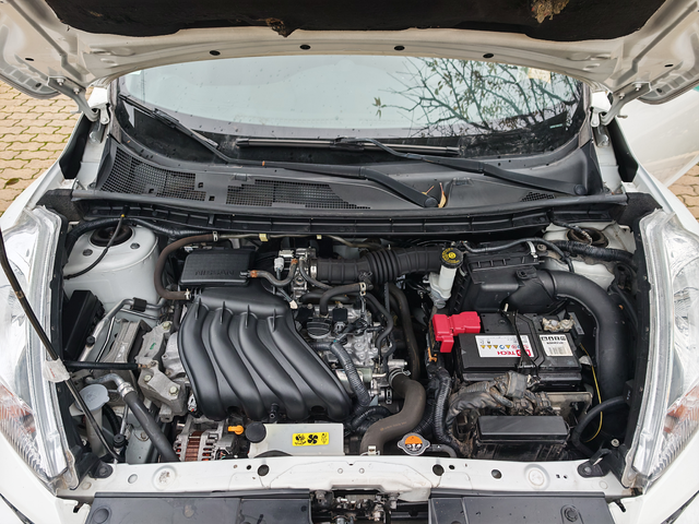 Nissan Juke ===1.6 бензин=== - автомобили, коли, обяви за нови и употребявани 14