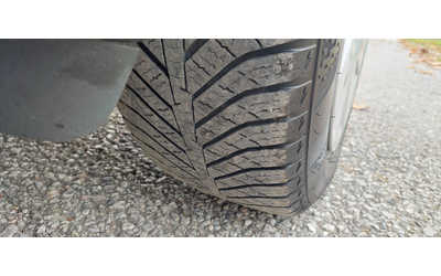 Nissan Juke 1.5 dci клима - автомобили, коли, обяви за нови и употребявани 11