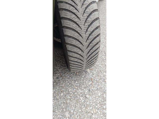 Nissan Juke 1.5 dci клима - автомобили, коли, обяви за нови и употребявани 12