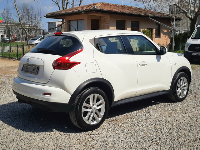 Nissan Juke 1.6i + ГАЗ/НАВИГАЦИЯ - автомобили, коли, обяви за нови и употребявани 4