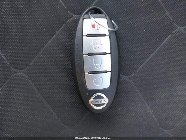 Nissan KICKS 1.6L I-4 DOHC, VVT, 122HP Front Wheel Drive - автомобили, коли, обяви за нови и употребявани 10