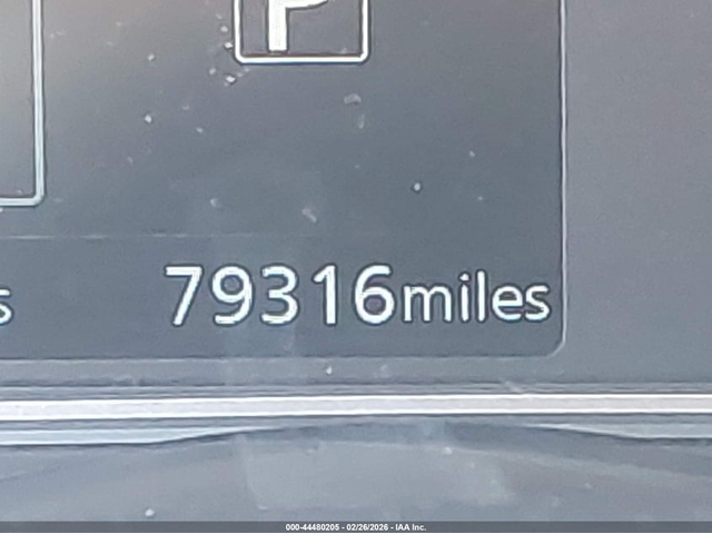 Nissan KICKS 1.6L I-4 DOHC, VVT, 122HP Front Wheel Drive - автомобили, коли, обяви за нови и употребявани 14