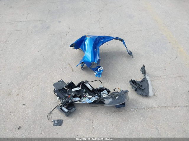 Nissan KICKS 1.6L I-4 DOHC, VVT, 122HP Front Wheel Drive - автомобили, коли, обяви за нови и употребявани 11