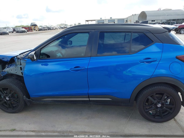 Nissan KICKS 1.6L I-4 DOHC, VVT, 122HP Front Wheel Drive - автомобили, коли, обяви за нови и употребявани 14