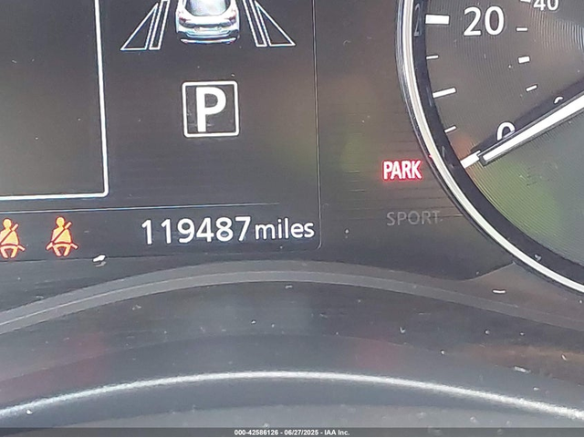 Nissan KICKS 1.6L I-4 DOHC, VVT, 122HP Front Wheel Drive - автомобили, коли, обяви за нови и употребявани 15