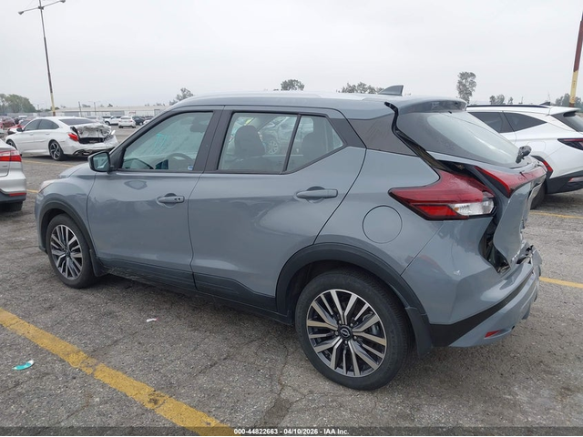 Nissan KICKS 1.6L I-4 DOHC, VVT, 122HP Front Wheel Drive - автомобили, коли, обяви за нови и употребявани 2