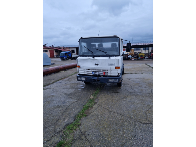 Nissan L35 2 броя- 3.0 tdi, 4.0 дизел - автомобили, коли, обяви за нови и употребявани 0