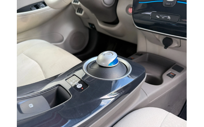 Nissan Leaf Zero Emission - автомобили, коли, обяви за нови и употребявани 15