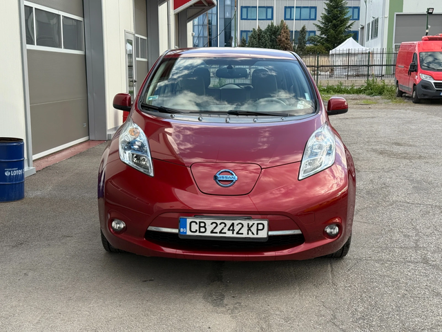 Nissan Leaf Zero Emission - автомобили, коли, обяви за нови и употребявани 7