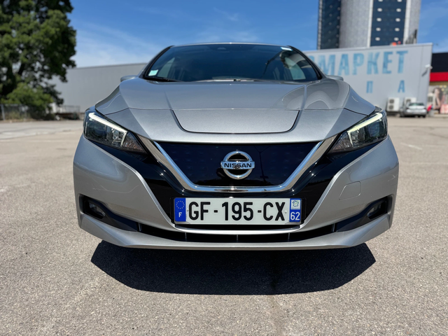 Nissan Leaf 62KW-2022-40000км-с включен ддс - автомобили, коли, обяви за нови и употребявани 2