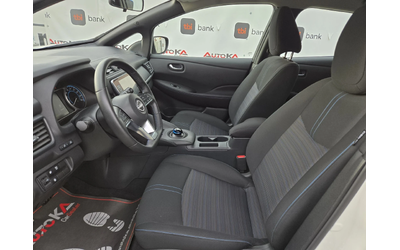 Nissan Leaf 40KW= 10.000km!!!= НЕРАЗЛИЧИМ ОТ НОВ!= DISTRONIC - автомобили, коли, обяви за нови и употребявани 6