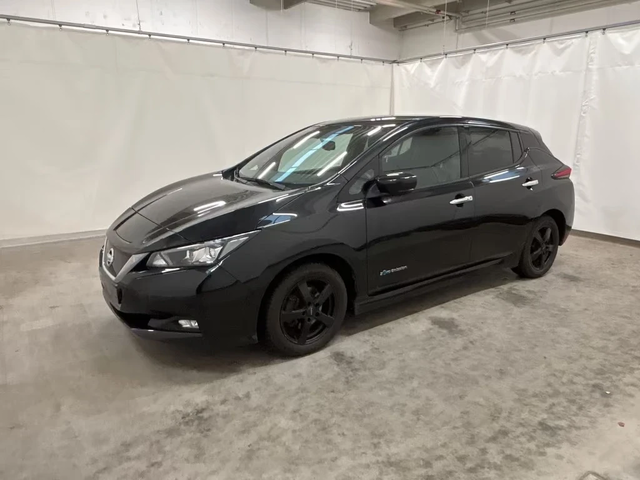 Nissan Leaf N-Connecta 40kwh 204ps - автомобили, коли, обяви за нови и употребявани 0