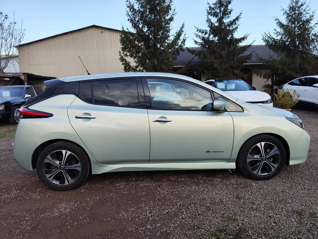 Nissan Leaf 2 ZeroEmission 150кс - автомобили, коли, обяви за нови и употребявани 6