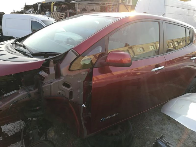 Nissan Leaf Azeo - автомобили, коли, обяви за нови и употребявани 1