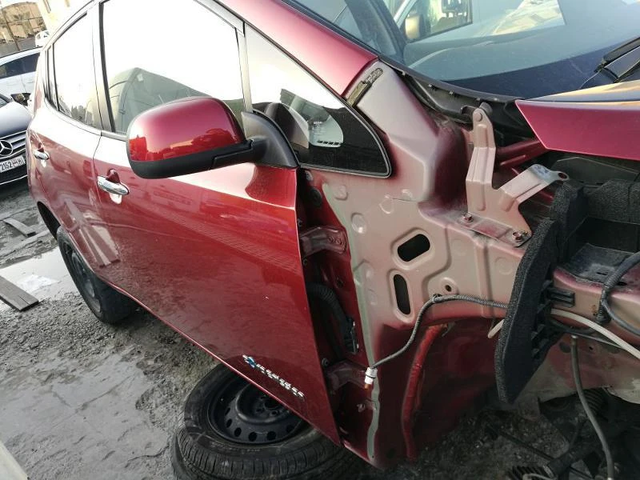 Nissan Leaf Azeo - автомобили, коли, обяви за нови и употребявани 2